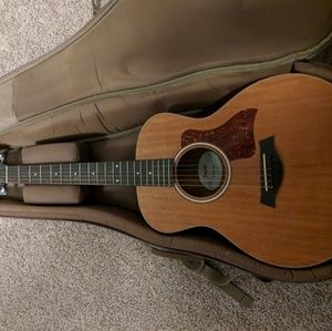 Taylor gs mini e
